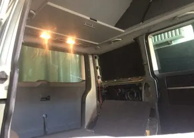 CMC Nederland - Slaaphefdak Multivan en Volkswagen Transporter 5 / 6 - Grijze van ombouwen 2